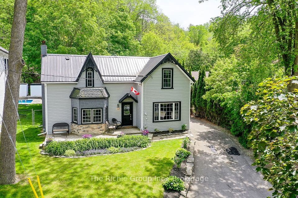 108 Hemlock Street, Caledon, ON L7E 3H1 – main photo