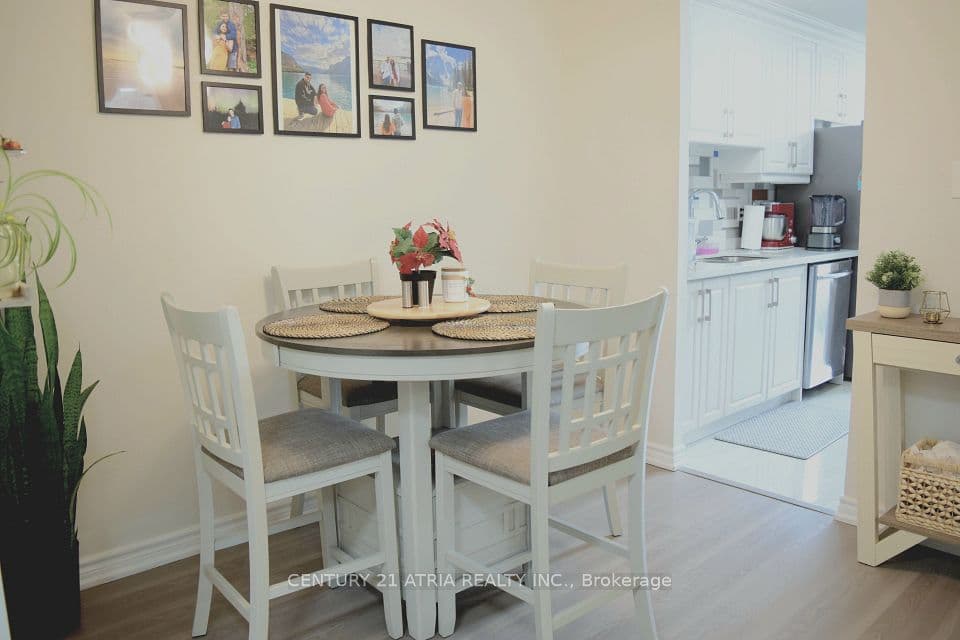 17 Knightsbridge Road E 506, Brampton, ON L6T 3X9 – photo 2