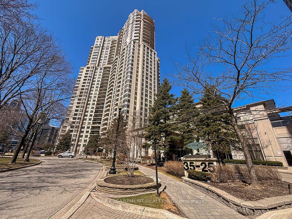 35 Kingsbridge Garden Circle 2706, Mississauga, ON L5R 3Z3 – main photo