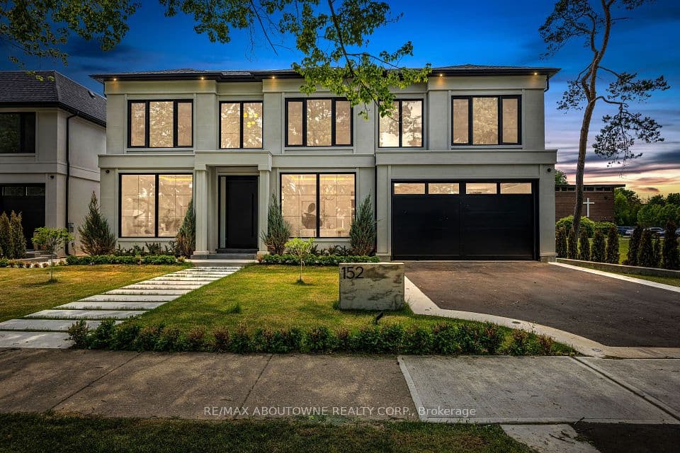 152 Third Line, Oakville, ON L6L 3Z8 – photo 2