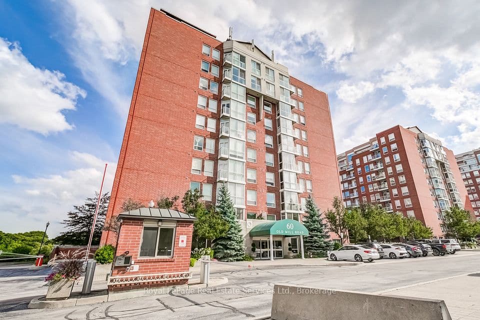 60 Old Mill Road PH1, Oakville, ON L6J 7V9 – photo 2