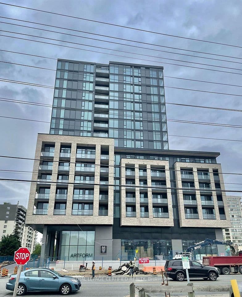 86 Dundas Street E 302, Mississauga, ON L5A 0B1 – main photo