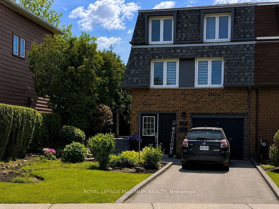 7493 Bybrook Drive, Mississauga, ON L4T 3R4 – main photo
