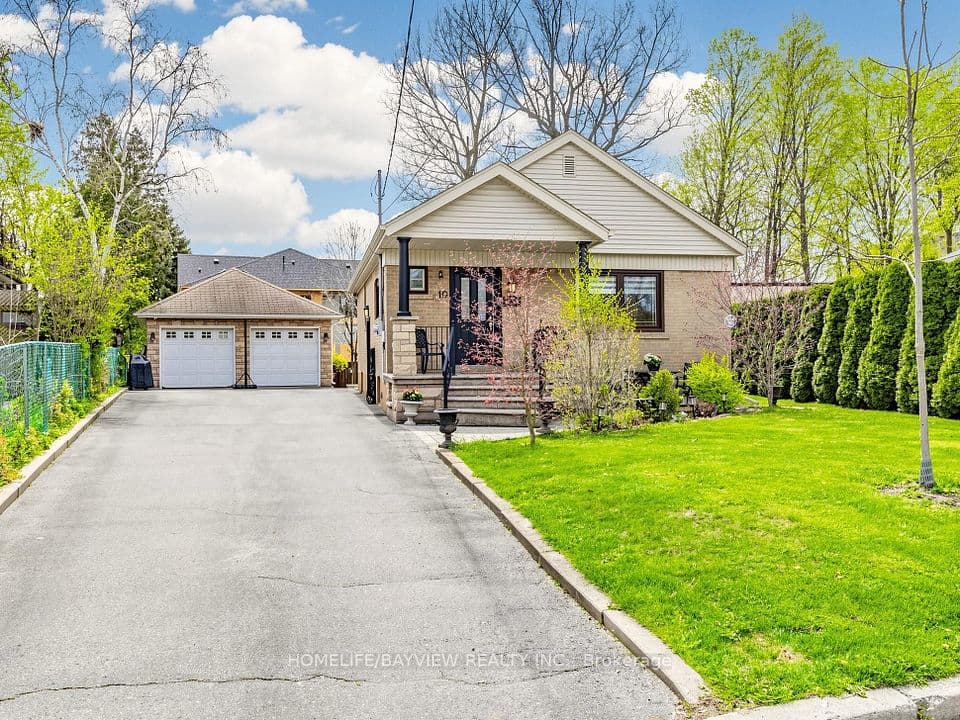 10 Woolton Crescent, Toronto, ON M6M 4K9 – photo 2