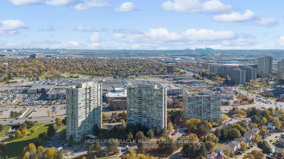 22 Hanover Road 510, Brampton, ON L6S 5K7 – photo 2