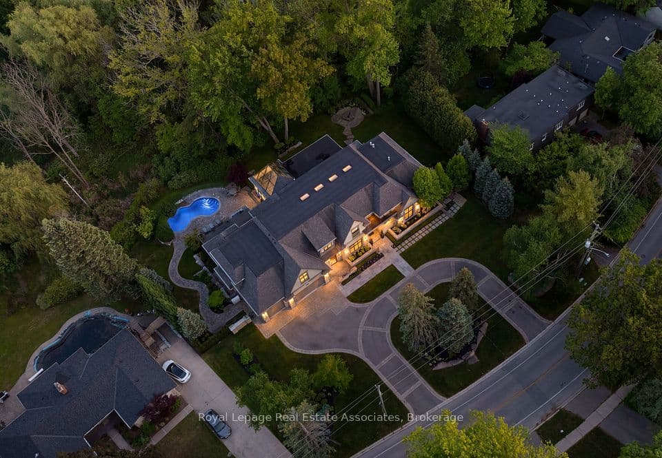 1412 Birchwood Drive, Mississauga, ON L5J 1T2 – main photo