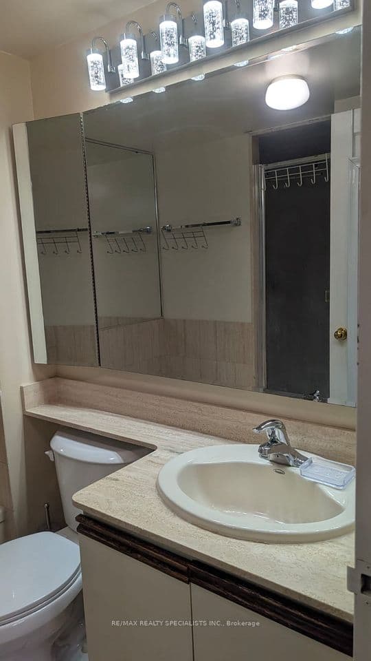 20 Cherrytree Drive 505, Brampton, ON L6Y 3V1 – photo 3