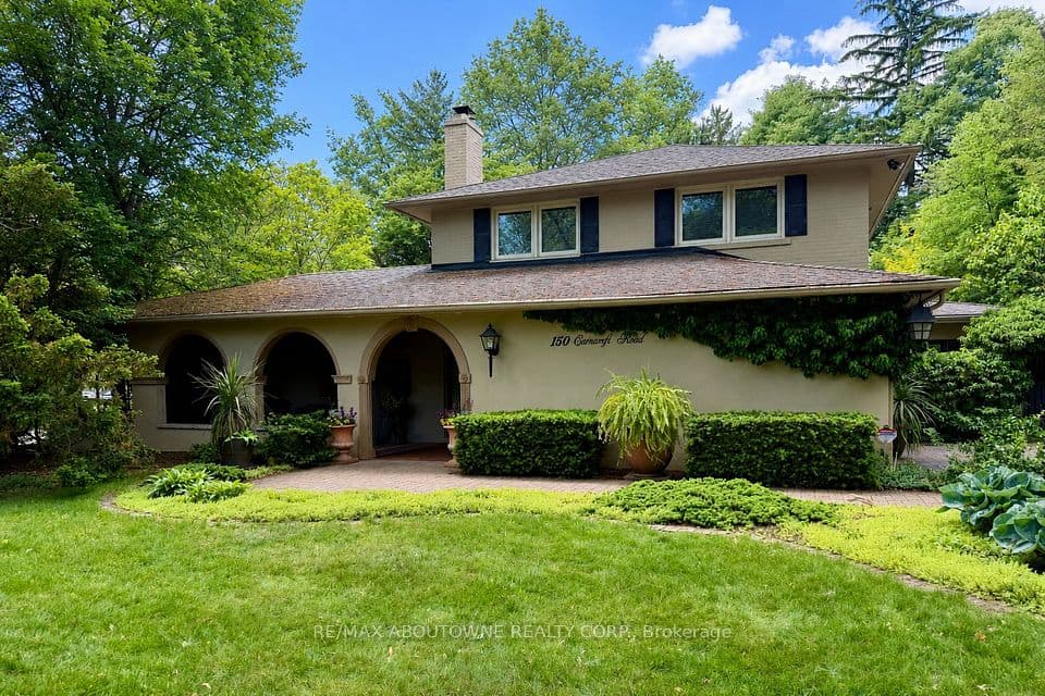 150 Cairncroft Road, Oakville, ON L6J 4L9 – main photo