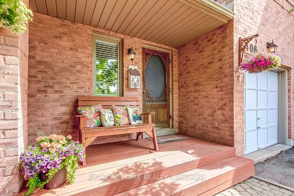 406 Levanna Lane, Oakville, ON L6H 6B8 – photo 2
