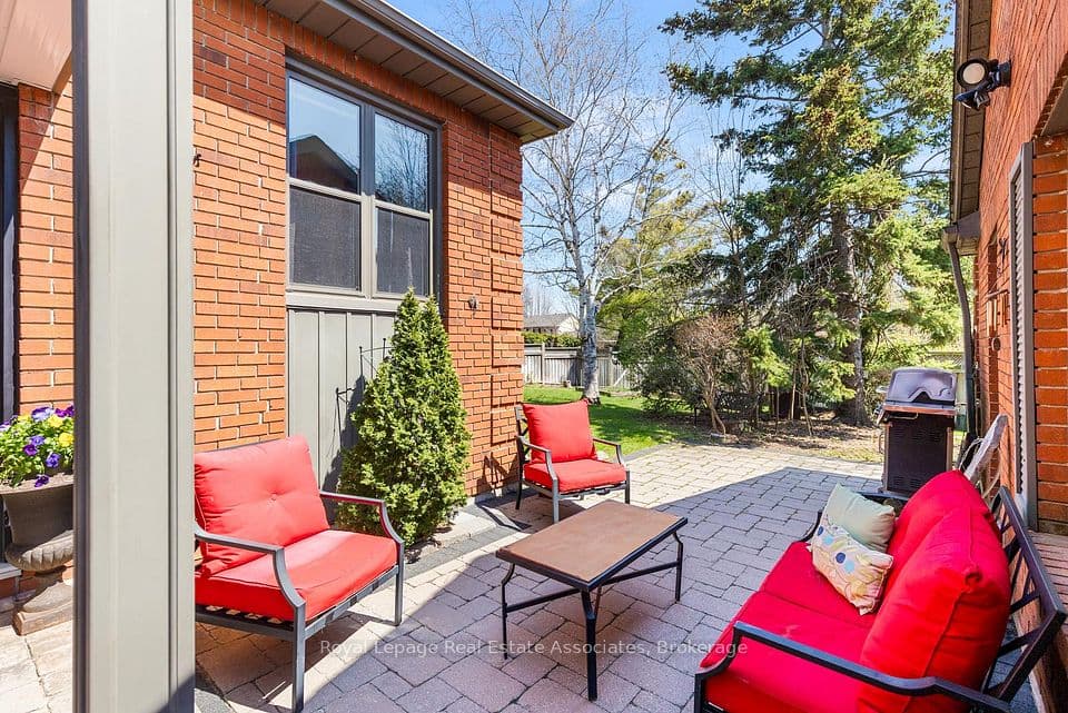 4107 Rolling Valley Drive, Mississauga, ON L5L 2J1 – photo 2
