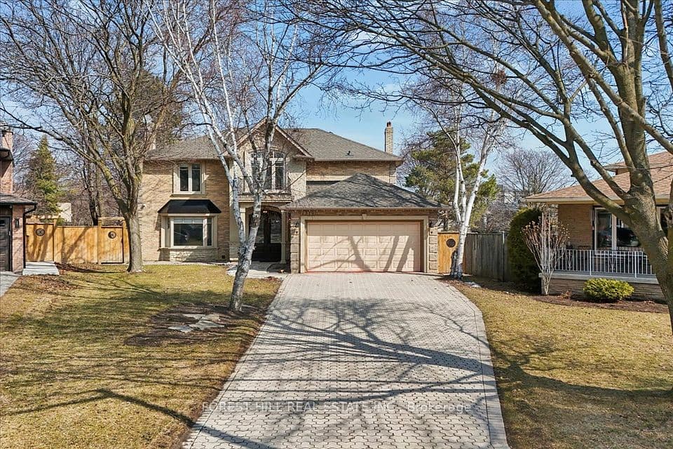 2579 Kenna Court, Mississauga, ON L5K 2K4 – main photo