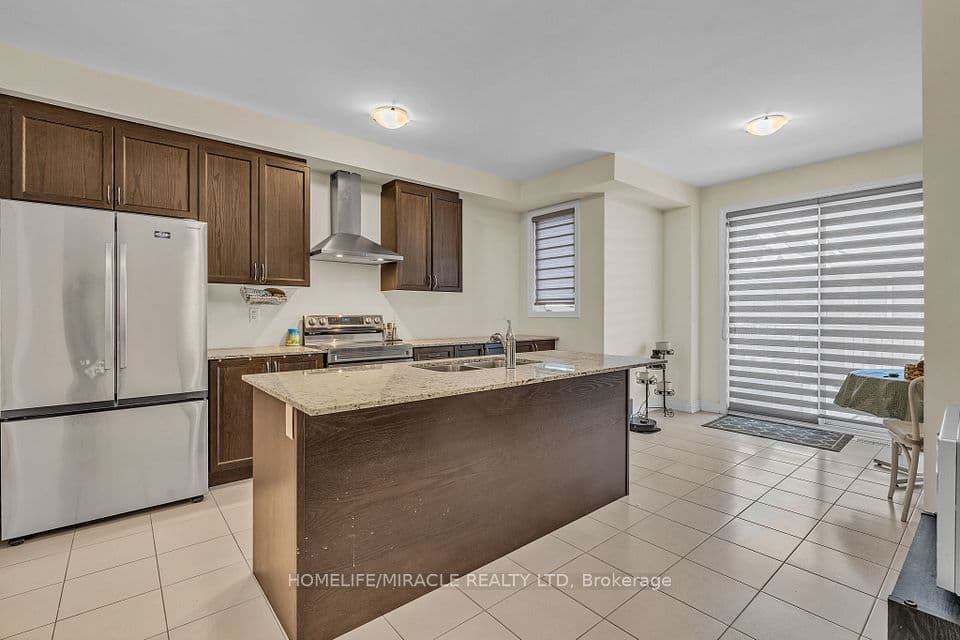 3373 Sixth Line, Oakville, ON L6H 0Y7 – main photo