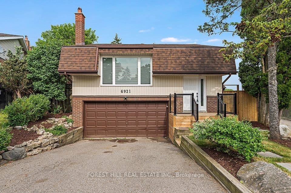 6921 Avila Road, Mississauga, ON L5N 1R9 – main photo