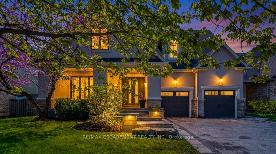 519 Hancock Way, Mississauga, ON L5H 4L5 – main photo