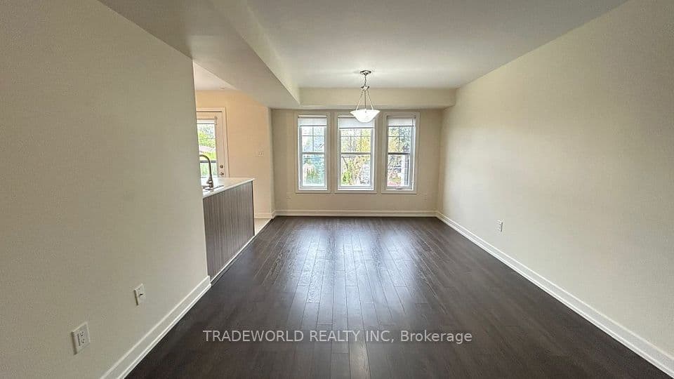 2355 Sheppard Avenue W 231, Toronto, ON M9M 0E7 – photo 2