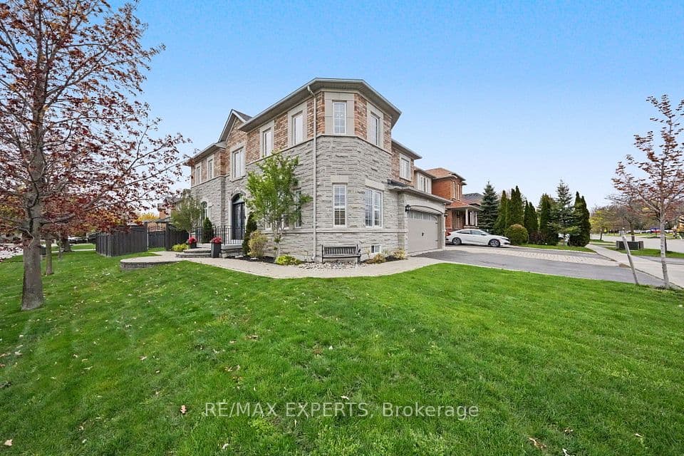 2 Ironhorse Crescent, Caledon, ON L7E 2K8 – photo 3