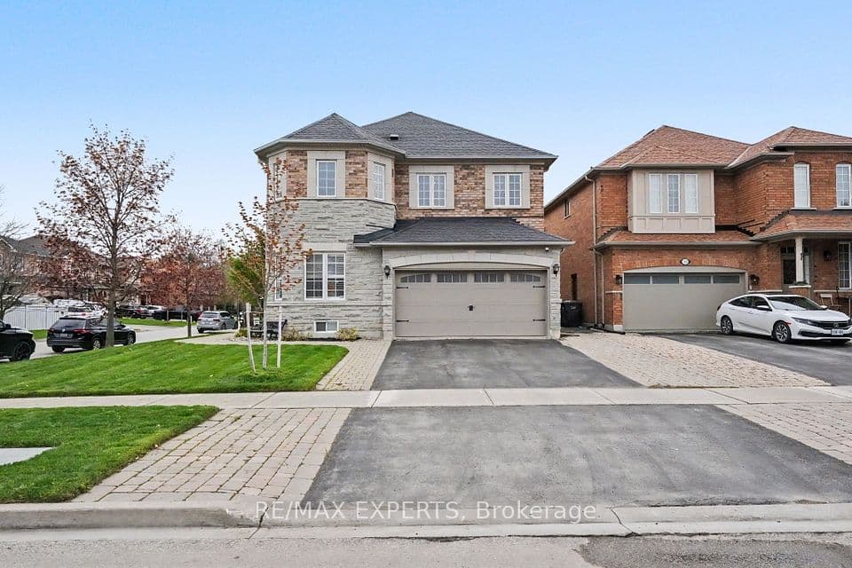 2 Ironhorse Crescent, Caledon, ON L7E 2K8 – main photo