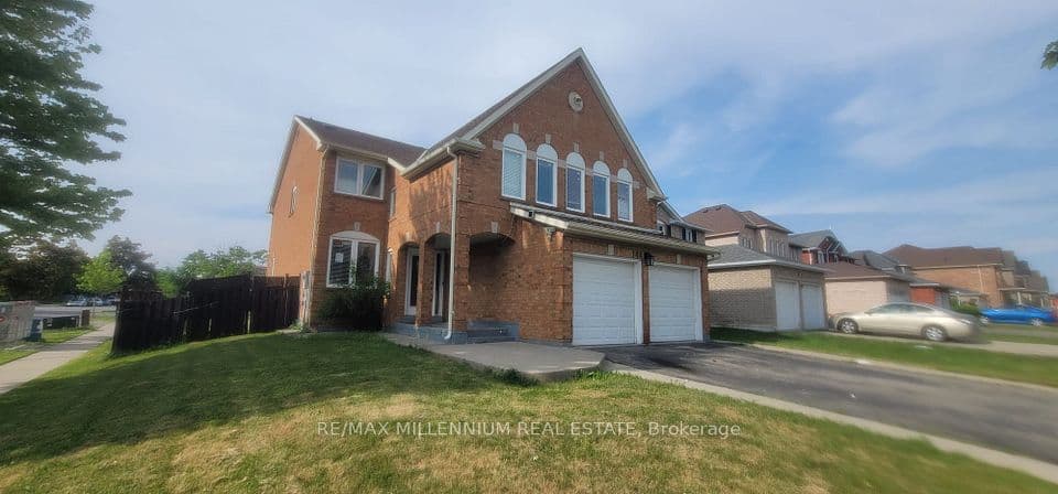 144 Moffatt Avenue, Brampton, ON L6Y 4R8 – main photo