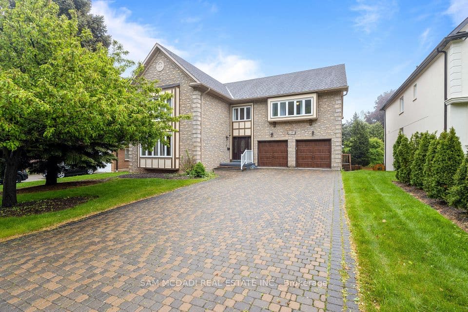 2492 Erin Centre Boulevard, Mississauga, ON L5M 5B2 – main photo