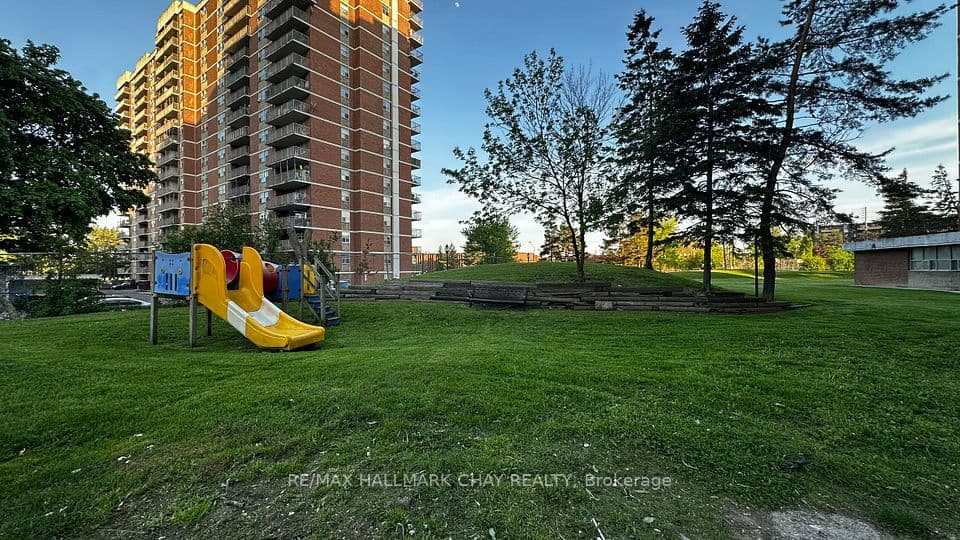 2645 Kipling Avenue 905, Toronto, ON M9V 3S6 – photo 3
