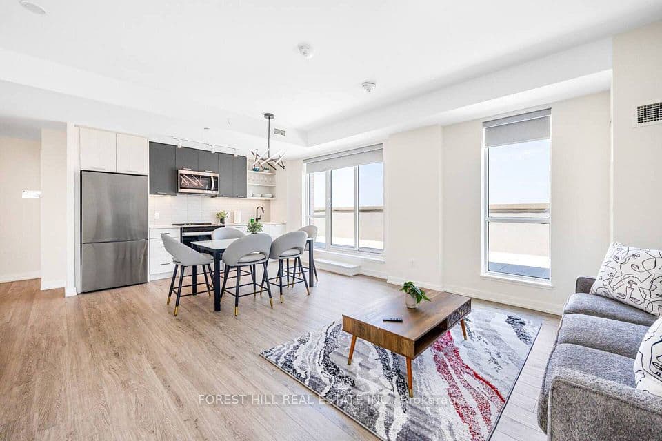 2300 ST CLAIR AVE Avenue W 913, Toronto, ON M6N 0B3 – photo 2