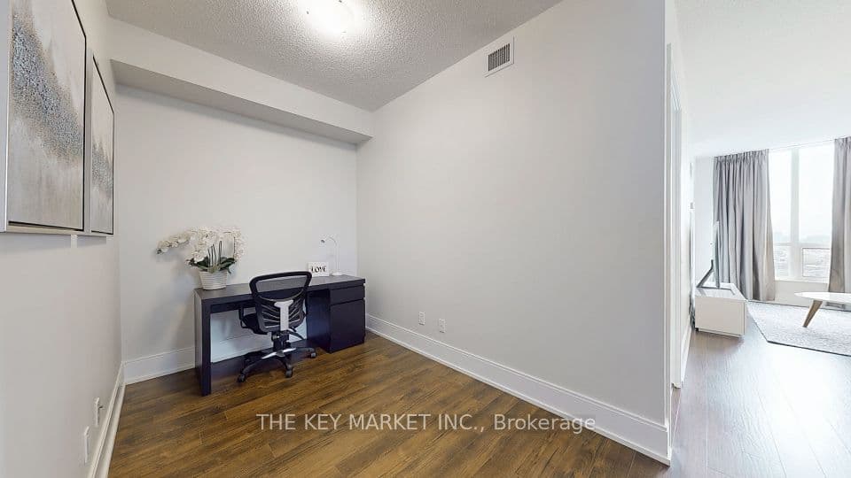 15 Viking Lane 801, Toronto, ON M9B 0A4 – main photo