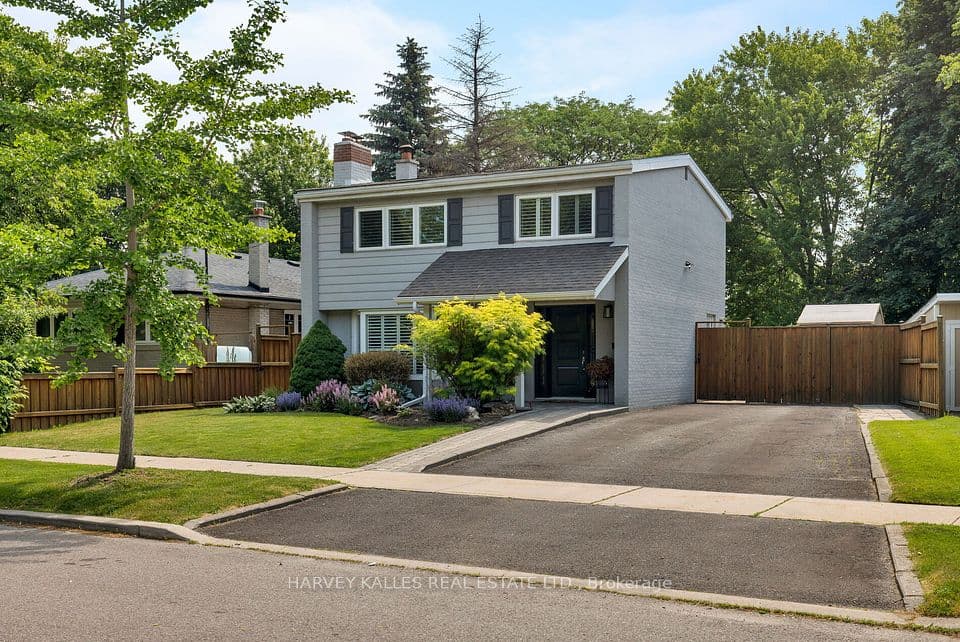 45 Ashfield Drive, Toronto, ON M9C 4T7 – main photo