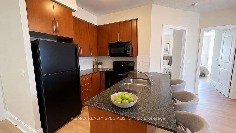 330 Burnhamthorpe Road W 2702, Mississauga, ON L5B 0E1 – photo 2
