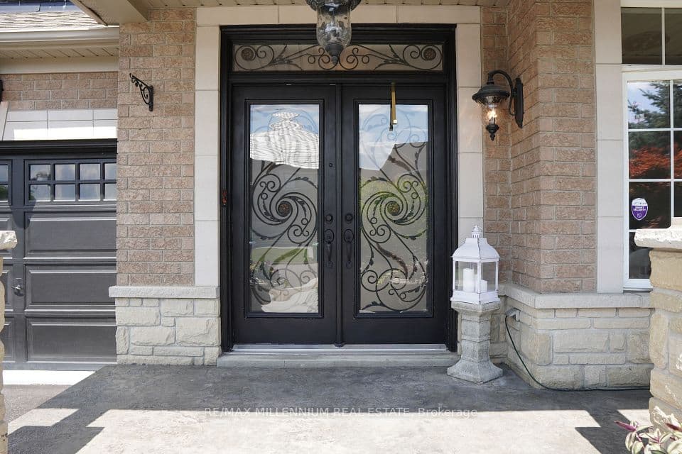 40 Rampart Drive, Brampton, ON L6P 2Z1 – photo 3