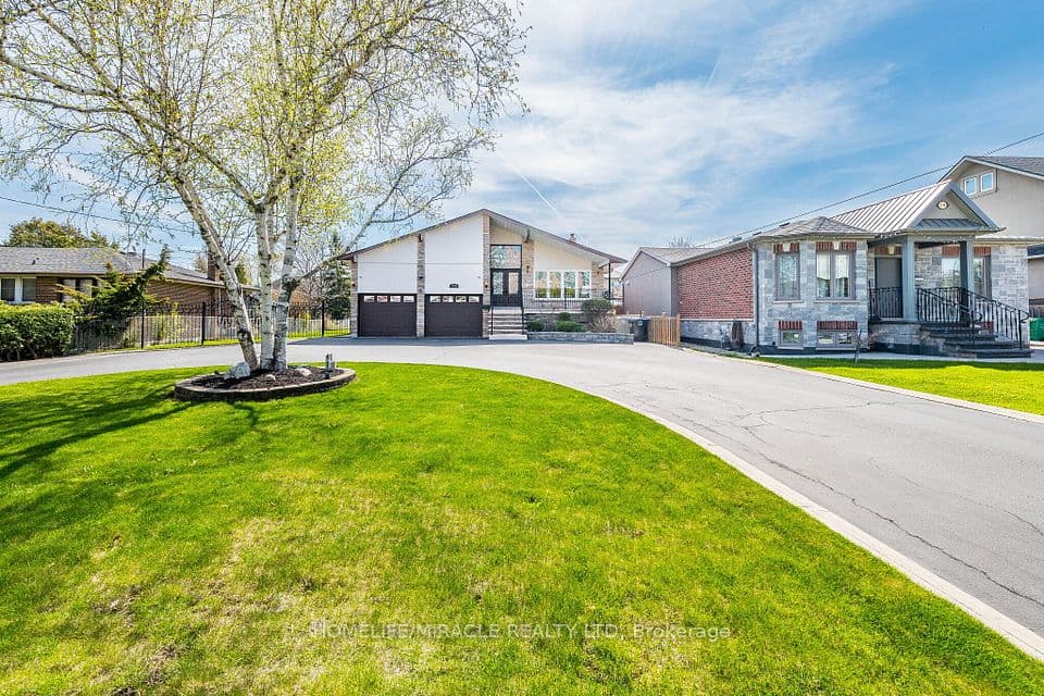 3188 Parkerhill Road, Mississauga, ON L5B 1V8 – main photo