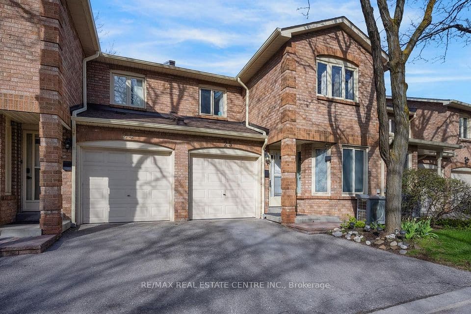 5020 Delaware Drive 25, Mississauga, ON L4Z 3C7 – photo 2