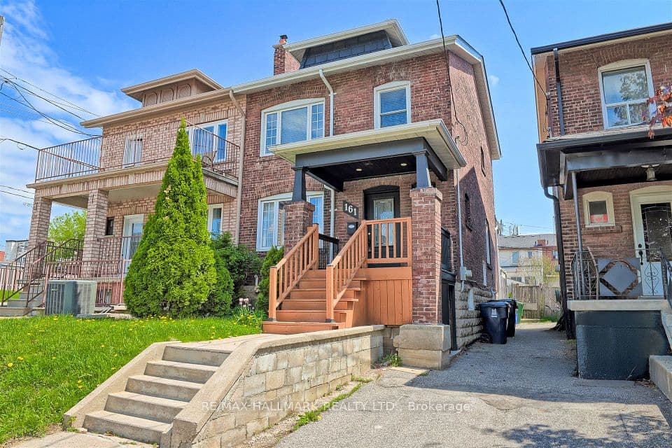 161 Sellers Avenue, Toronto, ON M6E 3V1 – main photo