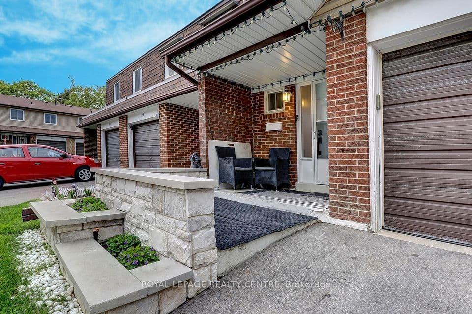 3025 Cedarglen Gate 60, Mississauga, ON L5C 2V7 – photo 3