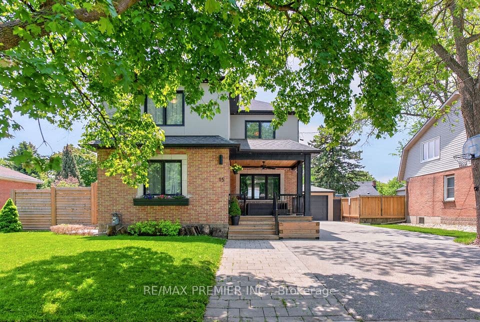 15 Fern Street, Brampton, ON L6Y 1X3 – main photo