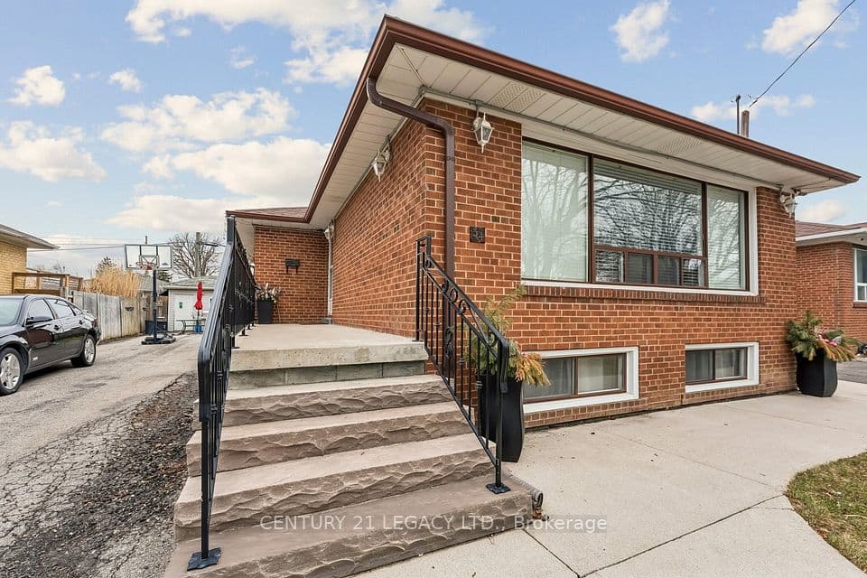 34 Cumberland Drive, Brampton, ON L6V 1W6 – photo 3