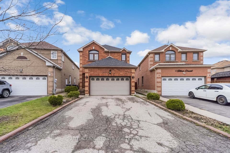3 Arthurs Crescent, Brampton, ON L6Y 4Y5 – main photo