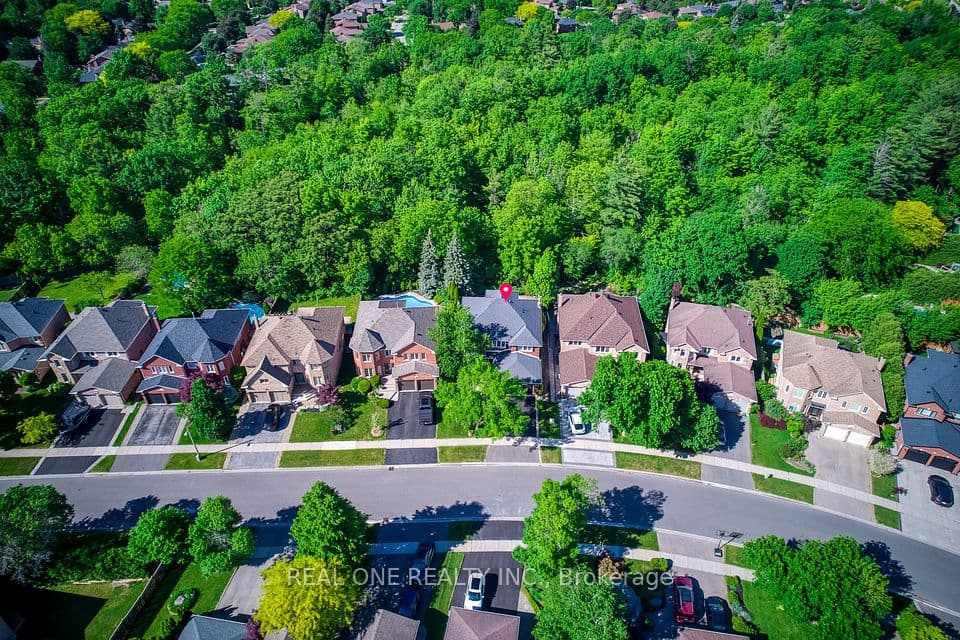 1311 Blackburn Drive, Oakville, ON L6M 2N5 – photo 2