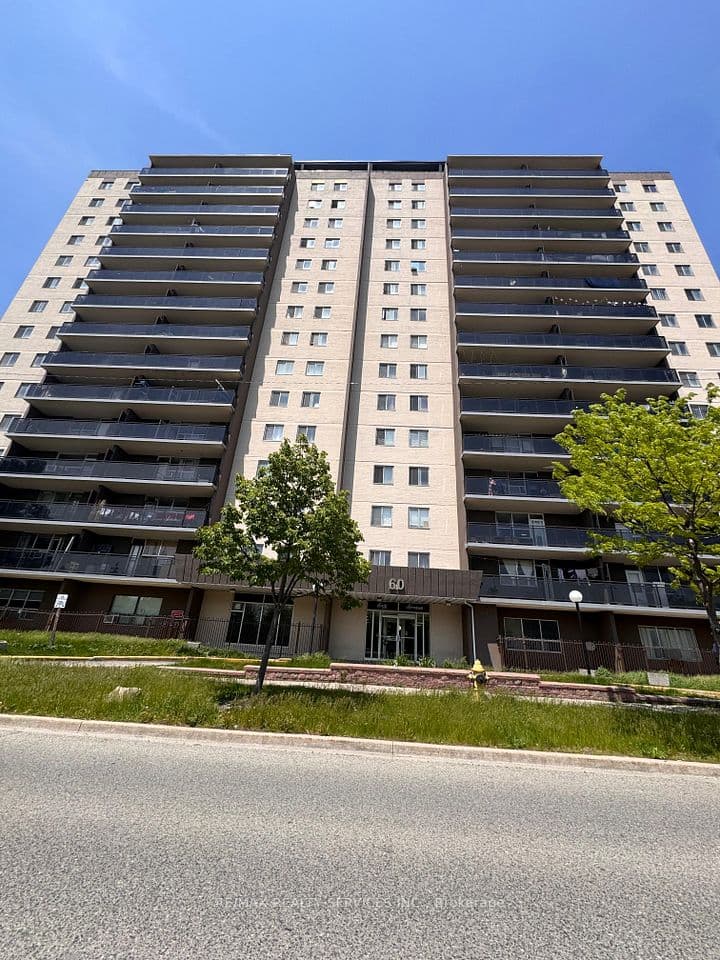 60 Stevenson Road 501, Toronto, ON M9V 2B4 – photo 2