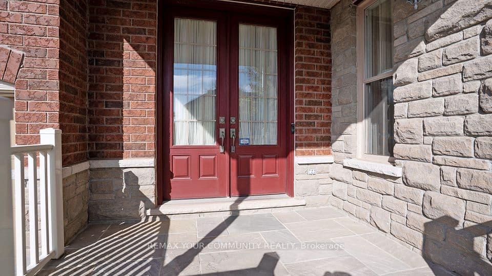 34 Mccandless Court, Caledon, ON L7C 3R6 – photo 3