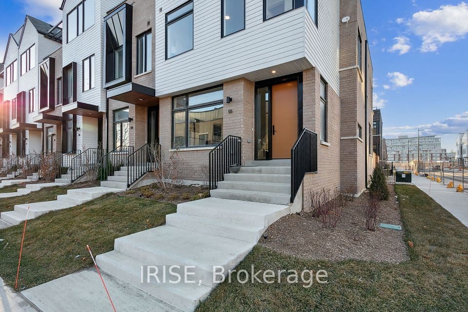 40 Lou Parsons Way 55, Mississauga, ON L5H 0B2 – main photo