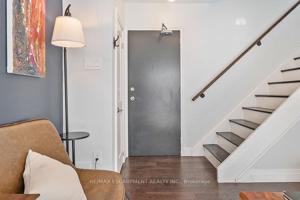 469 Claridge Road 5, Burlington, ON L7N 2S1 – photo 2