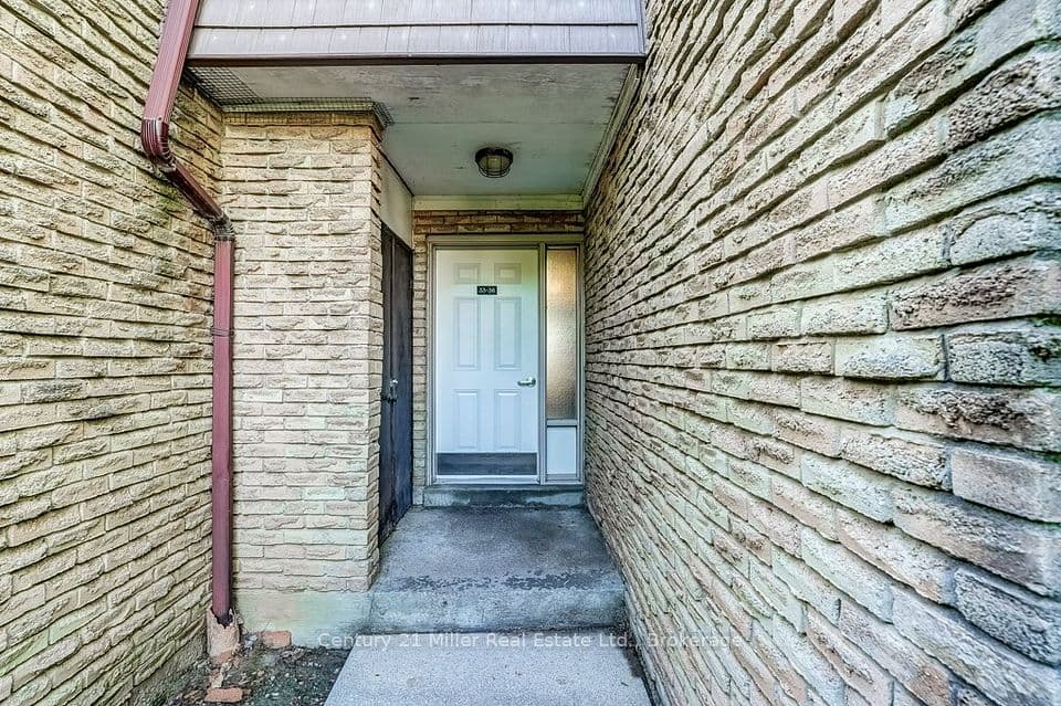 2605 Woodchester Drive 36, Mississauga, ON L5K 2E3 – photo 3