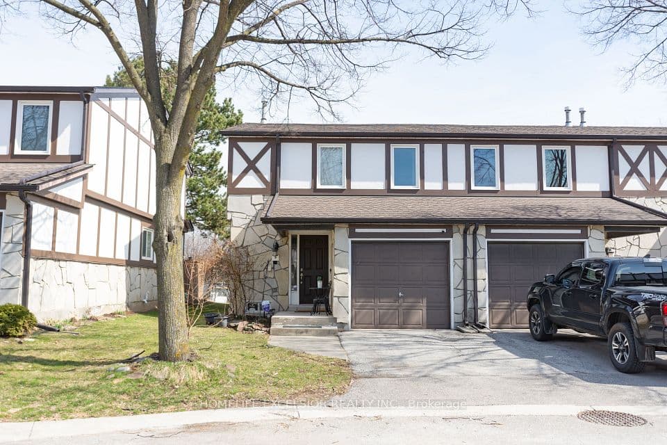 2200 Glenwood School Drive 9, Burlington, ON L7R 4H3 – main photo