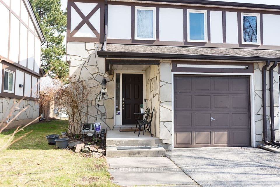 2200 Glenwood School Drive 9, Burlington, ON L7R 4H3 – photo 2