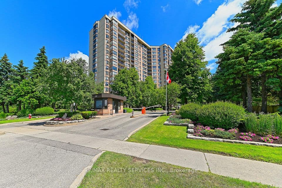 20 Cherrytree Drive 905, Brampton, ON L6Y 3V1 – main photo