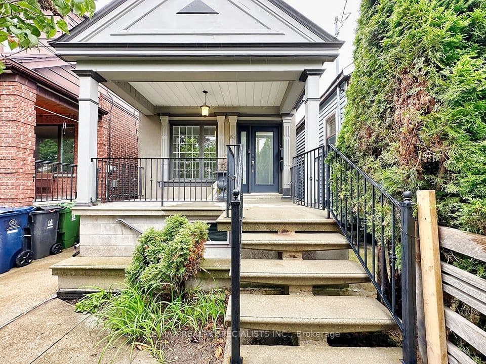 252 Earlscourt Avenue, Toronto, ON M6E 4B6 – photo 2