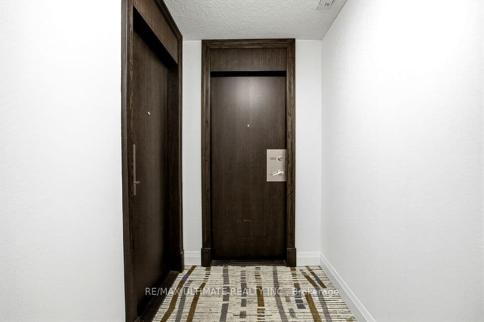 3 Michael Power Place 1603, Toronto, ON M9A 0A2 – photo 3