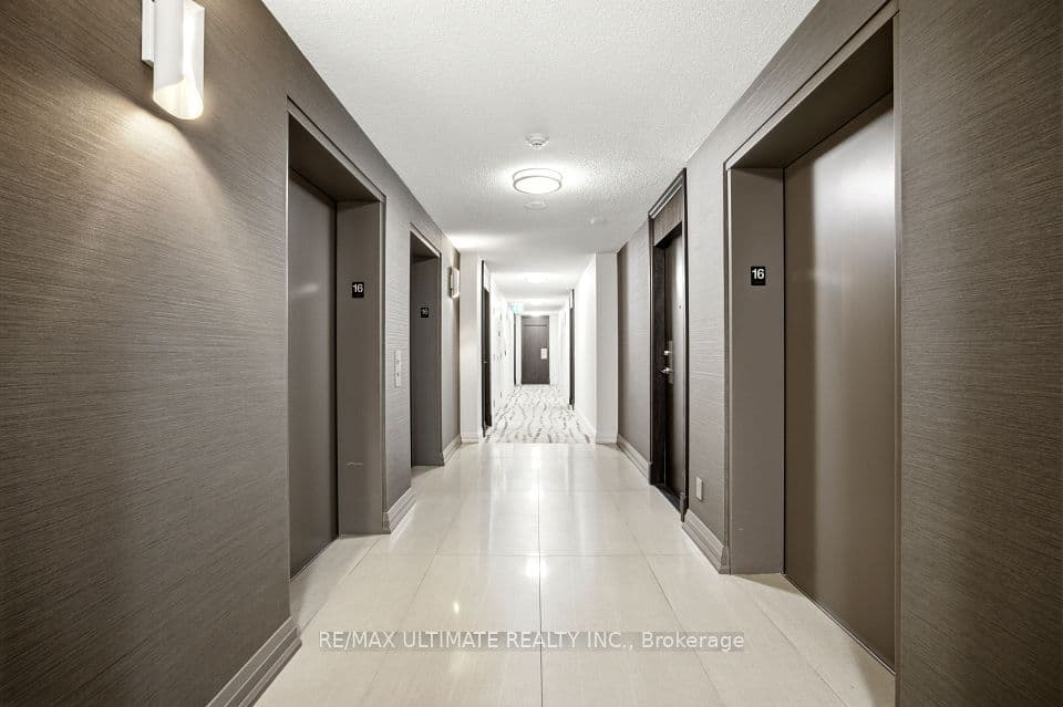 3 Michael Power Place 1603, Toronto, ON M9A 0A2 – photo 2