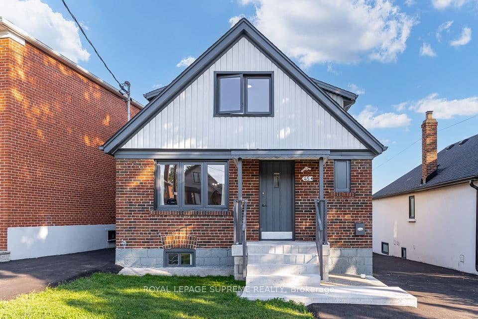 45 Beechborough Avenue, Toronto, ON M6M 1Z2 – main photo