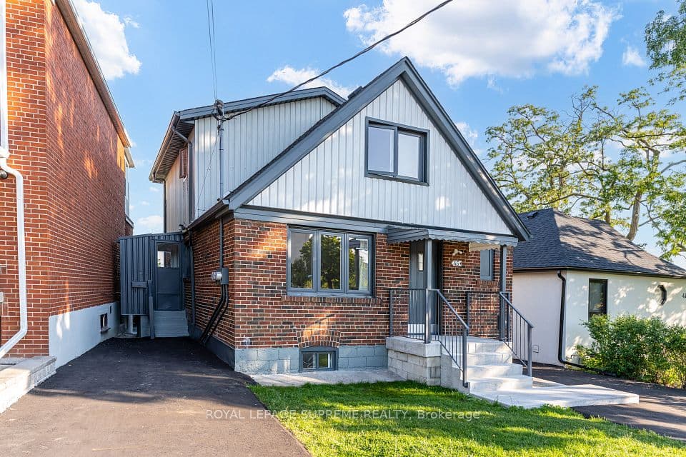 45 Beechborough Avenue, Toronto, ON M6M 1Z2 – photo 2